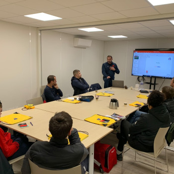 photo formation jeunes arbitres